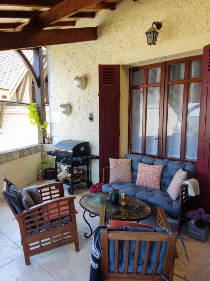 L'Entree Chambres D'Hotes Bar & Restaurant Castillonnès Екстериор снимка