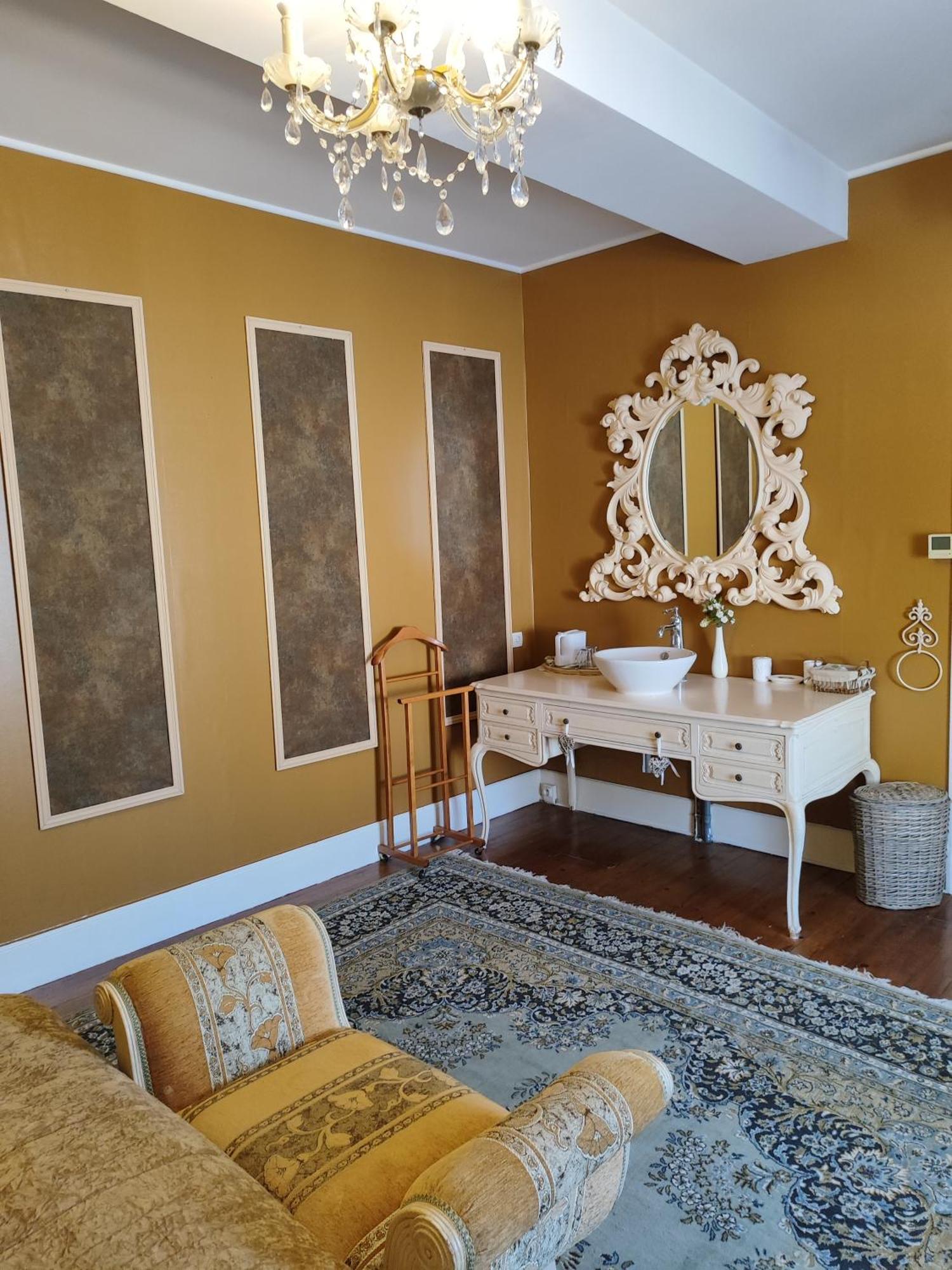 L'Entree Chambres D'Hotes Bar & Restaurant Castillonnès Екстериор снимка